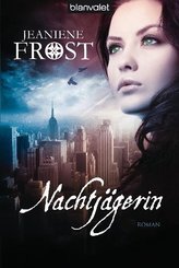 Nachtj&auml;gerin
