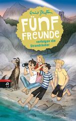 F&uuml;nf Freunde verfolgen die Strandr&auml;uber