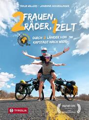 Zwei Frauen, zwei R&auml;der, ein Zelt