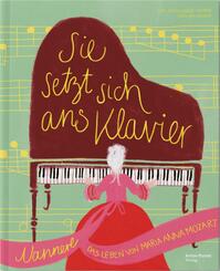 Sie setzt sich ans Klavier. Nannerl