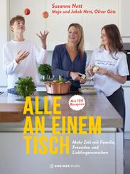 Alle an einem Tisch