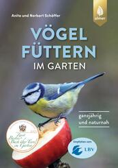 V&ouml;gel f&uuml;ttern im Garten