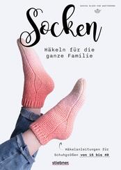 Socken h&auml;keln f&uuml;r die ganze Familie.